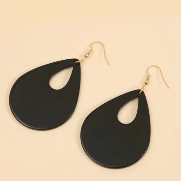 Polyresin Flower Print Water Drop Earrings - Picture 4 of 4